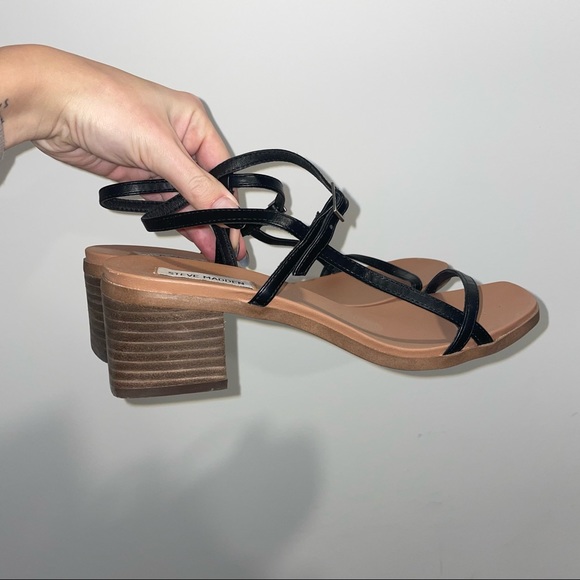 Steve Madden Wedge with black straps worn once - Picture 3 of 5